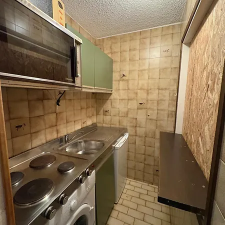 - Inout - 4 Beds Flat S-j10 Διαμέρισμα