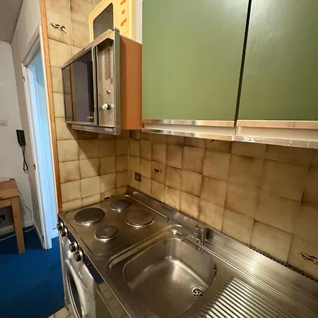 - Inout - 4 Beds Flat S-j10 Appartement